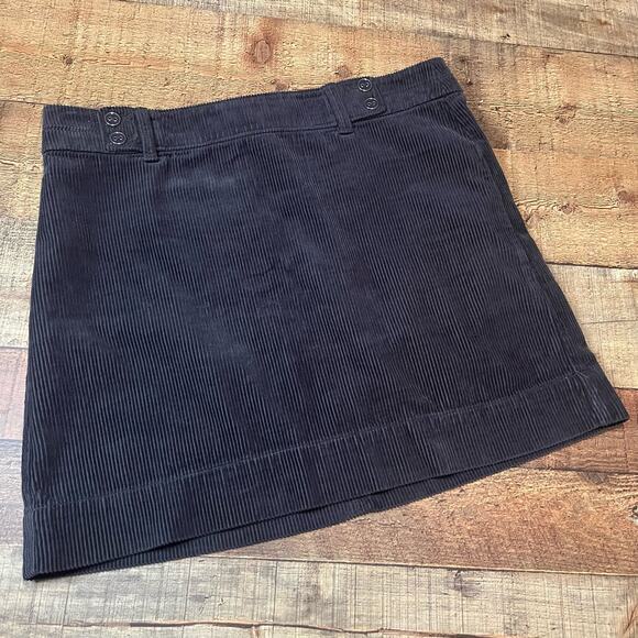 LOFT Women's 100% Cotton Gray Corduroy Back Zip Mini Skirt Sz 8 Preppy Classic - Picture 1 of 3